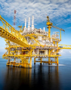 An oil rig in an ocean